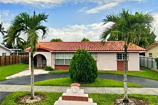 8947 SW 12th St, Miami, FL 33174 - Photo 1