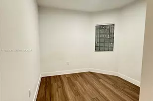 8760 NW 97th Ave, Doral, FL 33178 - Photo 15