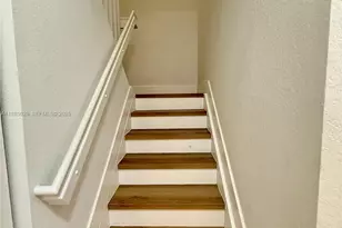 8760 NW 97th Ave, Doral, FL 33178 - Photo 13