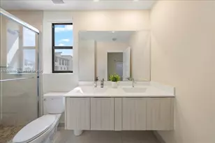 10413 NW 82nd St, Doral, FL 33178 - Photo 27