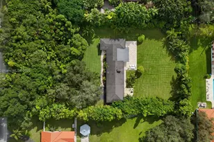 10110 SW 66th St, Miami, FL 33173 - Photo 39