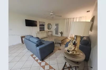 1624 NE Orion St, Jensen Beach, FL 34957 - Photo 9