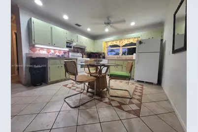 1624 NE Orion St, Jensen Beach, FL 34957 - Photo 11