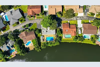 960 Bayberry Point Dr, Plantation, FL 33324 - Photo 37