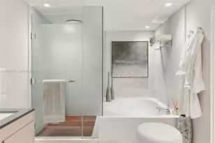 10201 Collins Ave, Bal Harbour, FL 33154 - Photo 33
