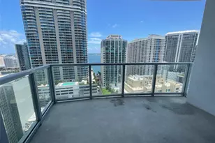 1060 Brickell Ave, Miami, FL 33131 - Photo 9