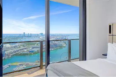 398 NE 5th St #2410, Miami, FL 33132 - Photo 3