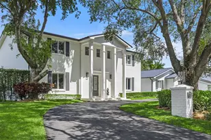 7425 SW 115th St, Pinecrest, FL 33156 - Photo 1