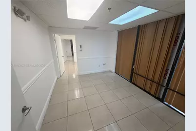 4445 W 16th Ave #605, Hialeah, FL 33012 - Photo 19