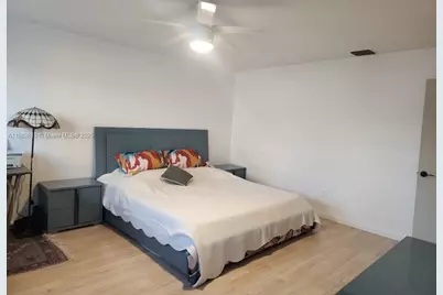 11960 NE 19th Dr #10, North Miami, FL 33181 - Photo 9