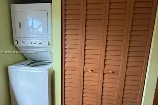 7045 SW 42nd Pl, Davie, FL 33314 - Photo 13