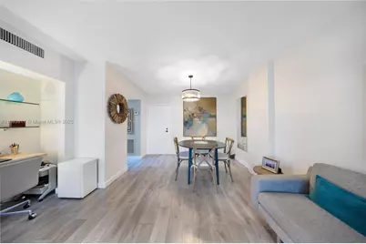 800 West Ave #338, Miami Beach, FL 33139 - Photo 9