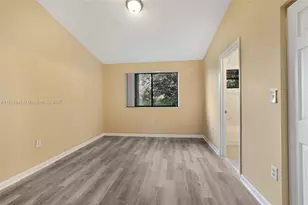 3208 San Remo Cir, Homestead, FL 33035 - Photo 29