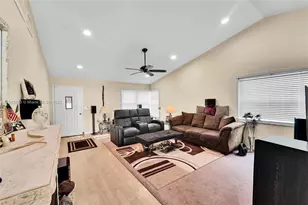 2928 NW 94th Ave, Coral Springs, FL 33065 - Photo 7