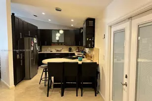 18864 NW 89th Ct, Hialeah, FL 33018 - Photo 7