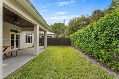 2431 NE 20th Ave, Lighthouse Point, FL 33064 - Photo 33