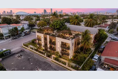 1267 NW 3rd St, Miami, FL 33125 - Photo 5