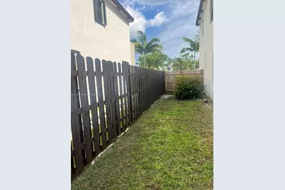 20828 NE 2nd Ct, Miami, FL 33179 - Photo 33
