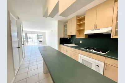 1100 11th St #302, Miami Beach, FL 33139 - Photo 7