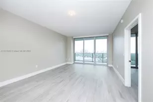 16385 Biscayne Blvd, North Miami Beach, FL 33160 - Photo 5