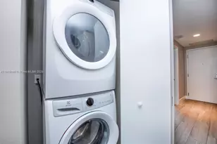 16385 Biscayne Blvd, North Miami Beach, FL 33160 - Photo 23