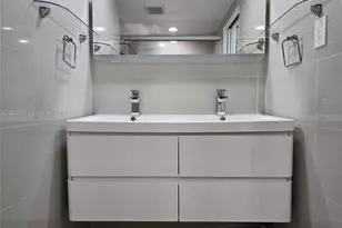 18051 Biscayne Blvd, Aventura, FL 33160 - Photo 9