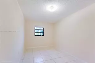 11621 SW 7th Terrace, Sweetwater, FL 33174 - Photo 9