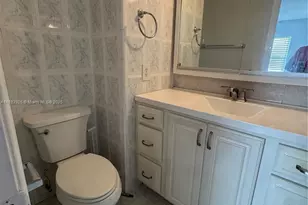 142 NW 91st Ave, Pembroke Pines, FL 33024 - Photo 7