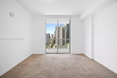 79 SW 12th St #2512-S, Miami, FL 33130 - Photo 13