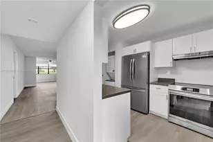 10220 NW 30th Ct, Sunrise, FL 33322 - Photo 15