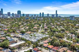 1043 SW 9th Ct, Miami, FL 33130 - Photo 1