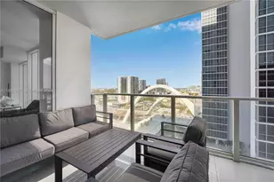 1040 Biscayne Blvd, Miami, FL 33132 - Photo 15