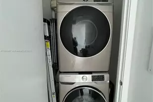 1040 Biscayne Blvd, Miami, FL 33132 - Photo 25