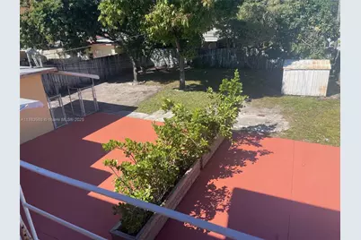971 E 18th St, Hialeah, FL 33013 - Photo 55