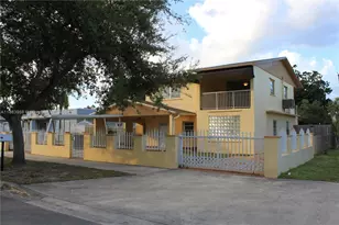 971 E 18th St, Hialeah, FL 33013 - Photo 1