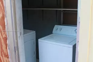 971 E 18th St, Hialeah, FL 33013 - Photo 19