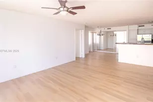 19601 E Country Club Dr, Aventura, FL 33180 - Photo 11