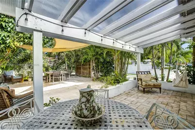 2601 NE 11th Ct, Fort Lauderdale, FL 33304 - Photo 49