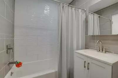 2601 NE 11th Ct, Fort Lauderdale, FL 33304 - Photo 33