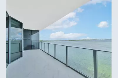 700 NE 24th St #1006, Miami, FL 33137 - Photo 5
