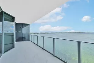 700 NE 24th St, Miami, FL 33137 - Photo 5