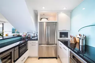 1000 Venetian Way, Miami, FL 33139 - Photo 19