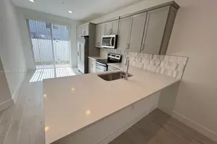 109 SW 170th Ave, Pembroke Pines, FL 33027 - Photo 19