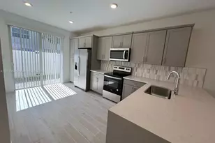 109 SW 170th Ave, Pembroke Pines, FL 33027 - Photo 29