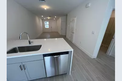 109 SW 170 Ave, Pembroke Pines, FL 33027 - Photo 23