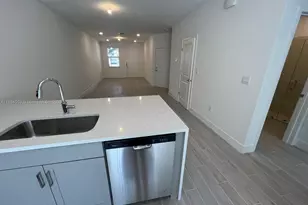 109 SW 170th Ave, Pembroke Pines, FL 33027 - Photo 23