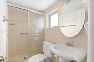 14760 Lewis Rd, Miami Lakes, FL 33014 - Photo 29