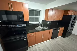 1056 NE Scott St, Other City - In The State Of Florida, FL 32064 - Photo 9