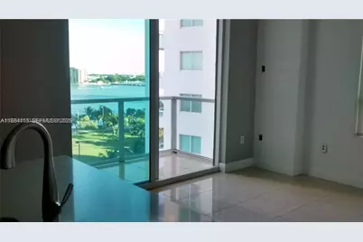 1900 N Bayshore Dr #901, Miami, FL 33132 - Photo 33