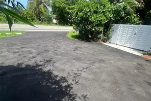 14615 N Miami Ave, Miami, FL 33168 - Photo 7